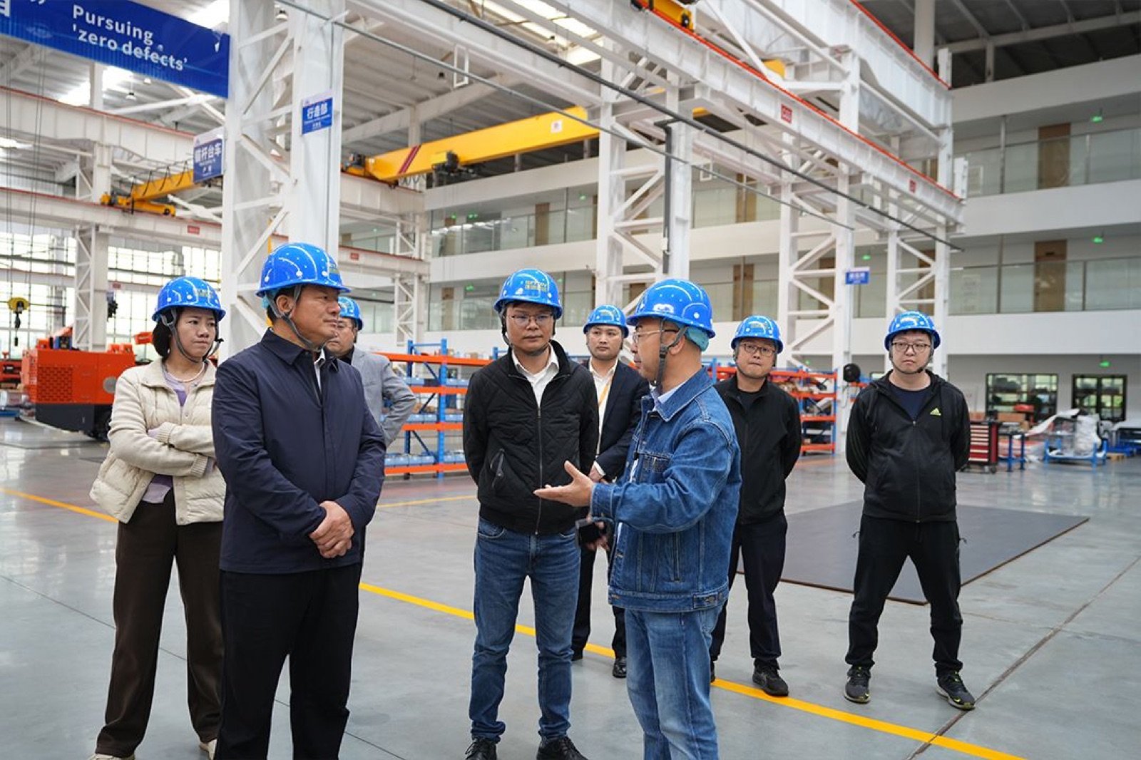 CRCHI memimpin delegasi intinya untuk mengunjungi Jiangxi Siton Machinery Manufacturing Co., Ltd