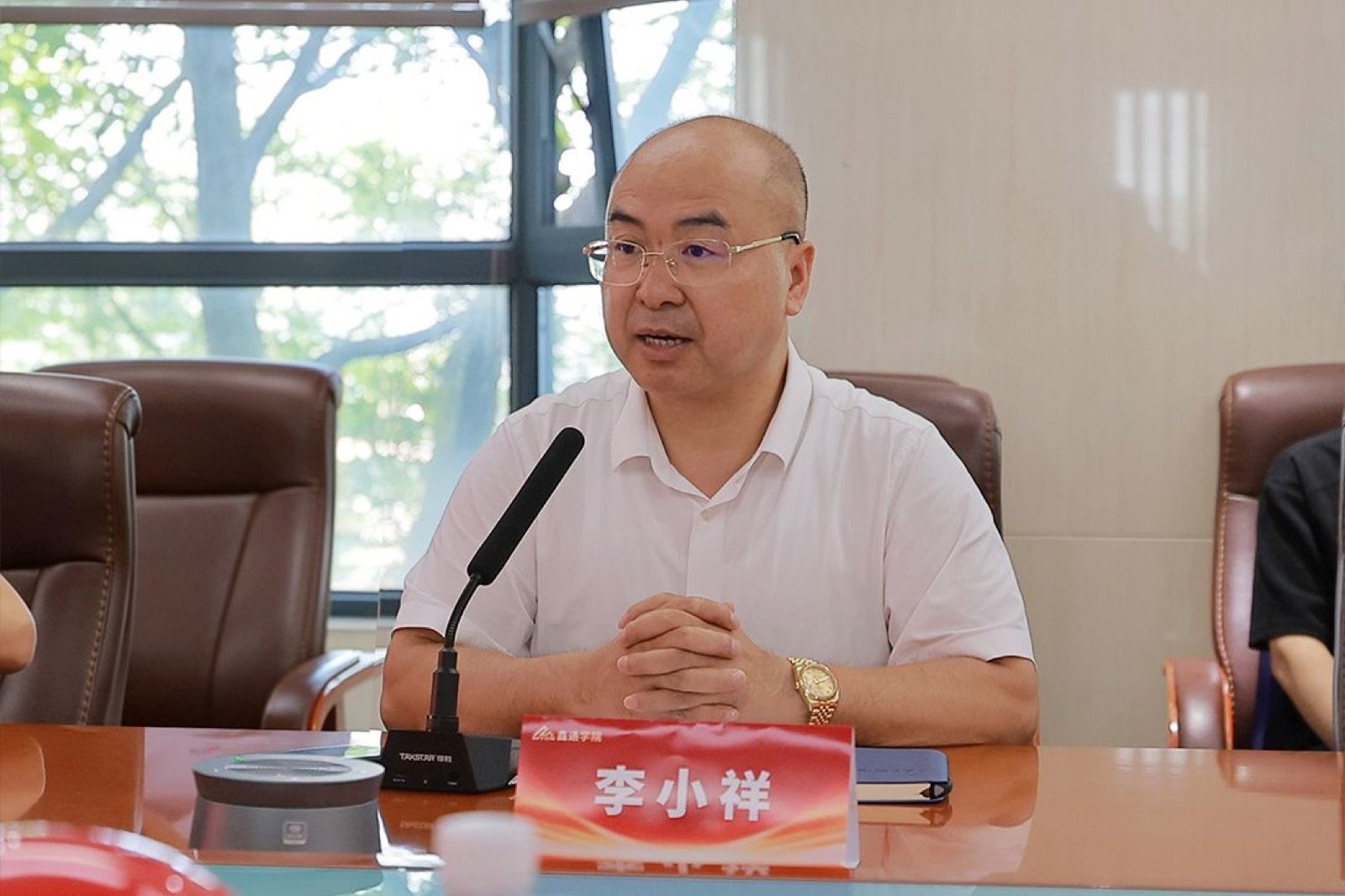 Dalam sambutannya, Bapak Li Xiaoxiang menekankan bahwa pendirian Akademi Siton merupakan inisiatif strategis untuk memajukan perusahaan